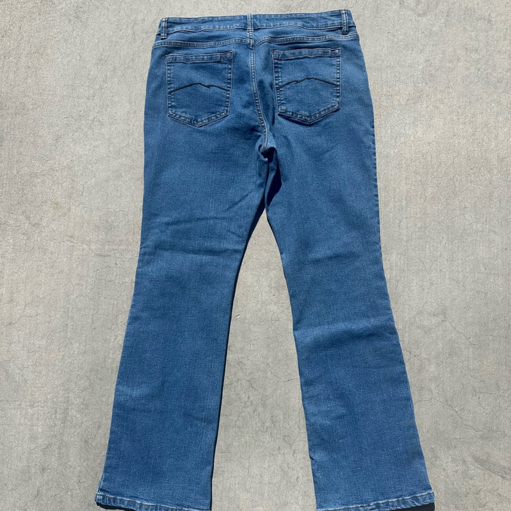 Blue Mountain Women's Straight Leg Jeans - Blue